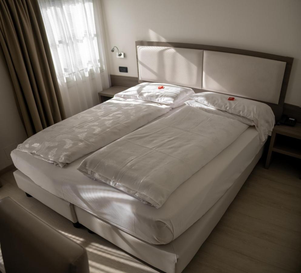 Hotel Garnì Villa Fontana Trento Esterno foto